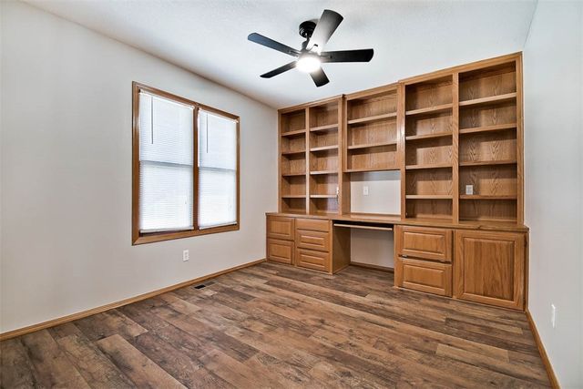 1 May Lane, Bella Vista, AR 72715