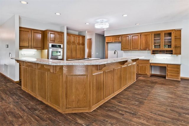 1 May Lane, Bella Vista, AR 72715