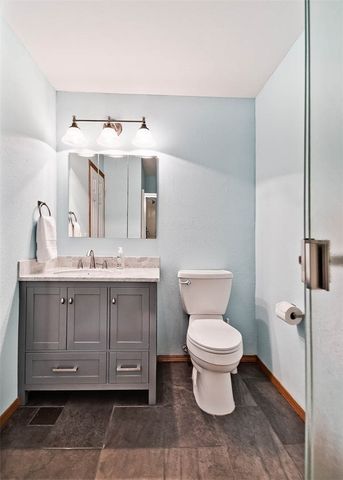 1 May Lane, Bella Vista, AR 72715