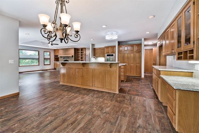 1 May Lane, Bella Vista, AR 72715