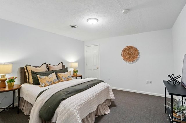 5463 Hanover Circle, Cincinnati, OH 45230