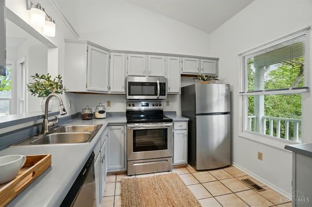 5463 Hanover Circle, Cincinnati, OH 45230