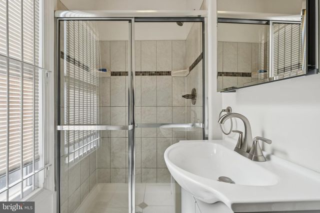 930 FRENCH ST, Philadelphia, PA 19122