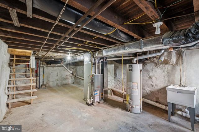 930 FRENCH ST, Philadelphia, PA 19122