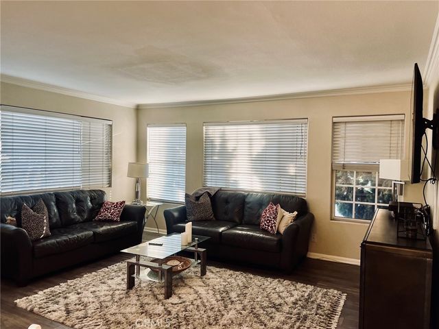 498 Park Ave, Newport Beach, CA 92662