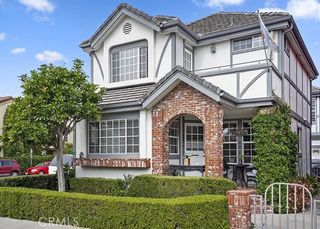 498 Park Ave, Newport Beach, CA 92662