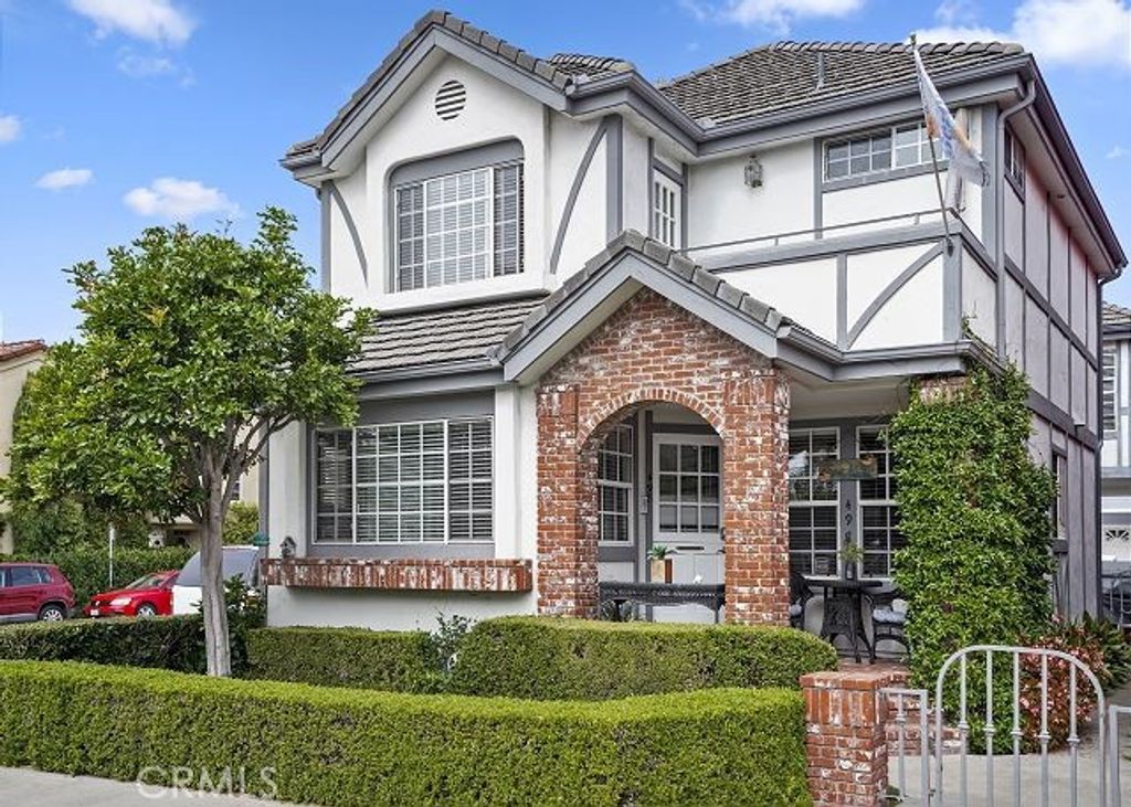 498 Park Ave, Newport Beach, CA 92662