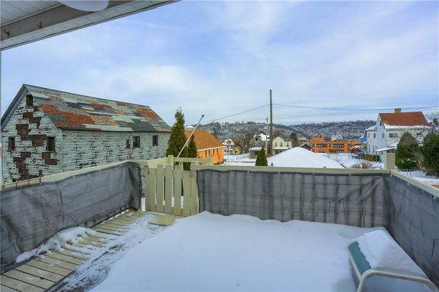 19 S 6th St, Duquesne, PA 15110