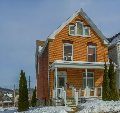 19 S 6th St, Duquesne, PA 15110