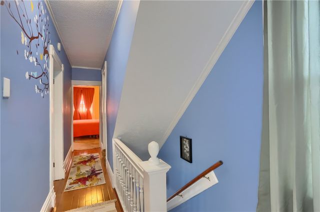 19 S 6th St, Duquesne, PA 15110