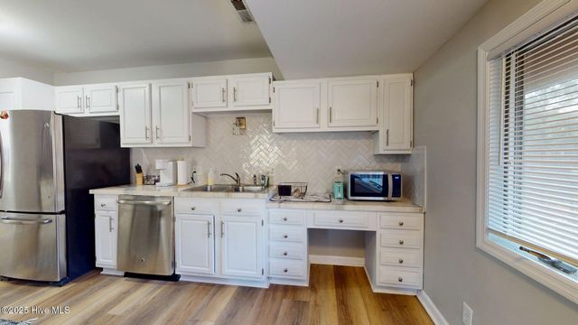 704 Dover Street, Southern Pines, NC 28387