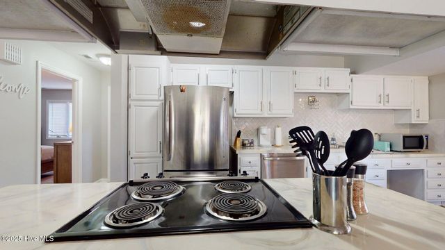 704 Dover Street, Southern Pines, NC 28387