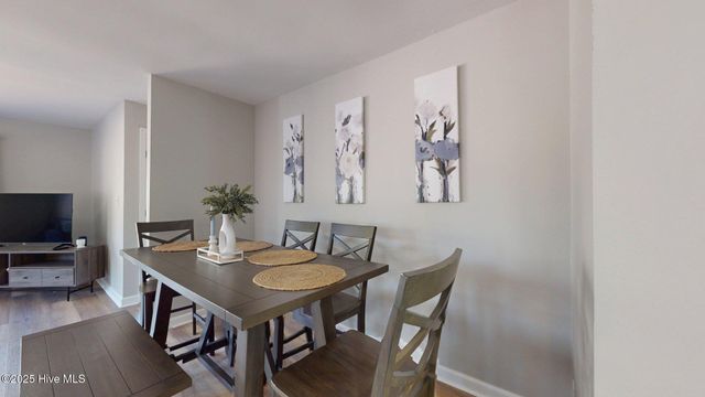 704 Dover Street, Southern Pines, NC 28387