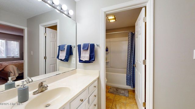 704 Dover Street, Southern Pines, NC 28387