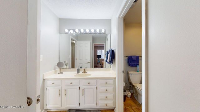 704 Dover Street, Southern Pines, NC 28387