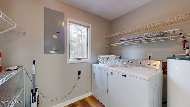 704 Dover Street, Southern Pines, NC 28387