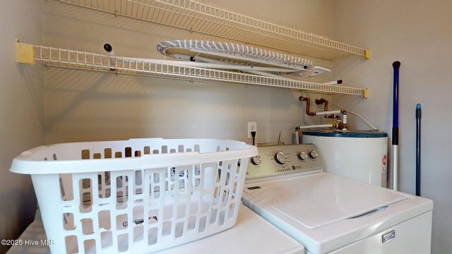 704 Dover Street, Southern Pines, NC 28387