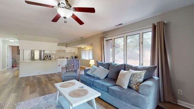 704 Dover Street, Southern Pines, NC 28387