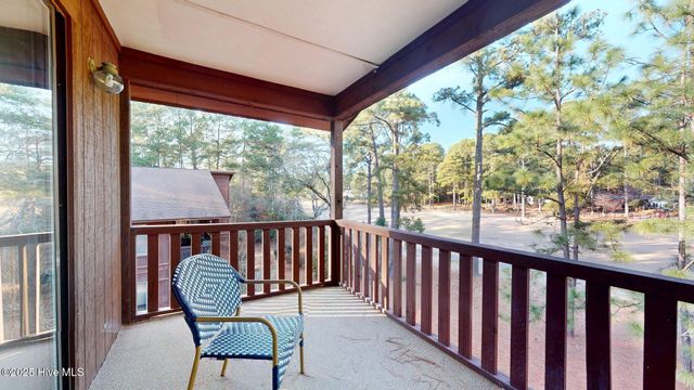704 Dover Street, Southern Pines, NC 28387
