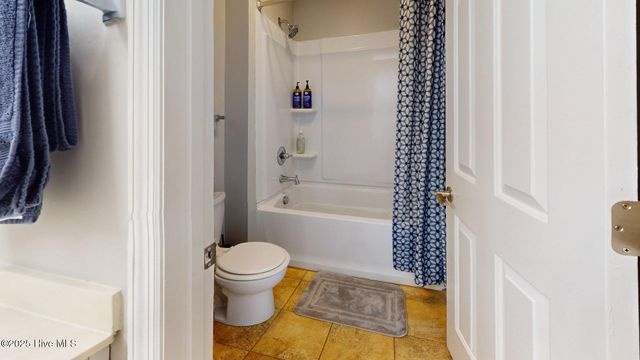 704 Dover Street, Southern Pines, NC 28387