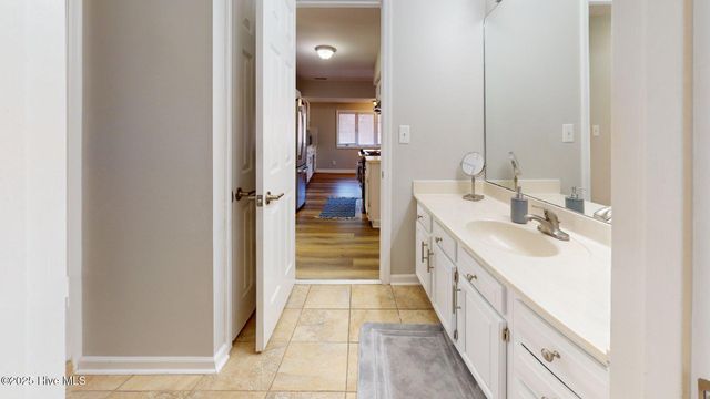 704 Dover Street, Southern Pines, NC 28387