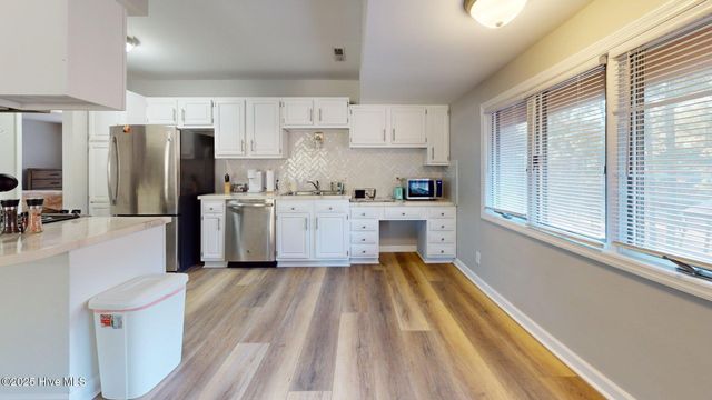 704 Dover Street, Southern Pines, NC 28387