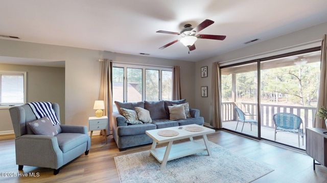 704 Dover Street, Southern Pines, NC 28387