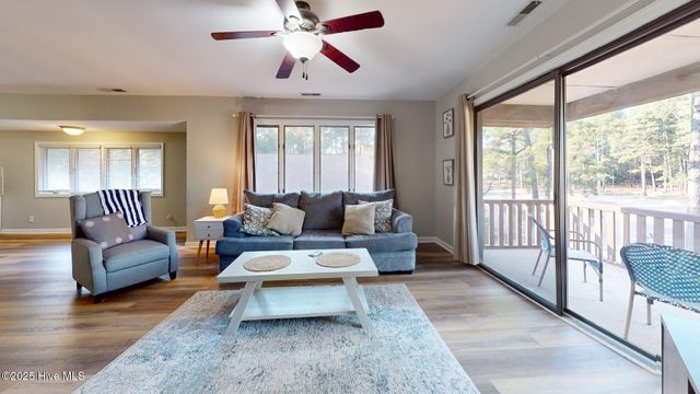 704 Dover Street, Southern Pines, NC 28387