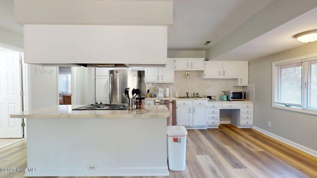 704 Dover Street, Southern Pines, NC 28387