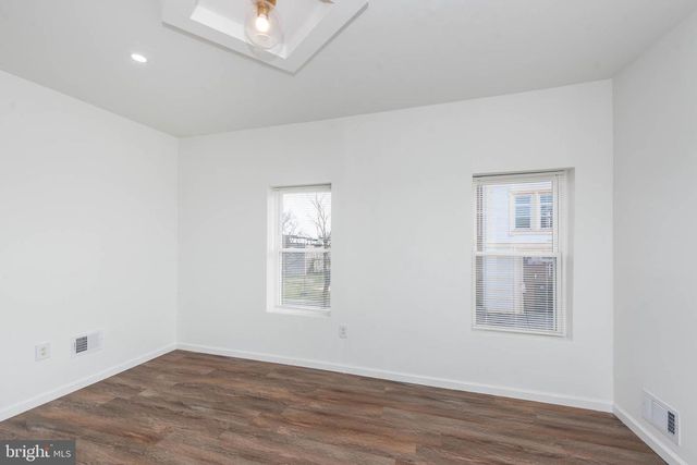 554 GOLD ST, Baltimore, MD 21217