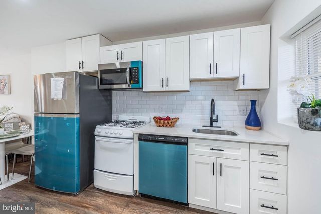 554 GOLD ST, Baltimore, MD 21217