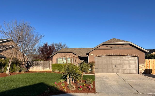 2582 N Antioch, Fresno, CA 93722