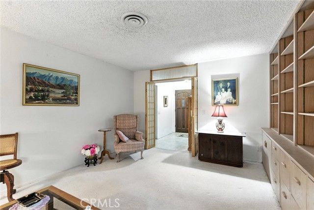 2924 Raccoon Drive, Mountain Mesa, CA 93240