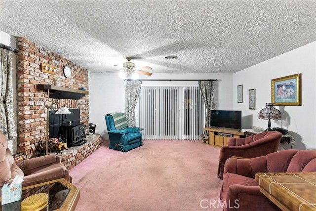 2924 Raccoon Drive, Mountain Mesa, CA 93240