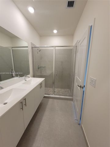 4558 NW 83rd Ave 4558, Doral, FL 33166