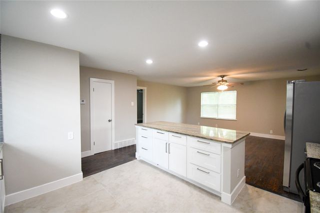 3430 Princeton, Irving, TX 75062