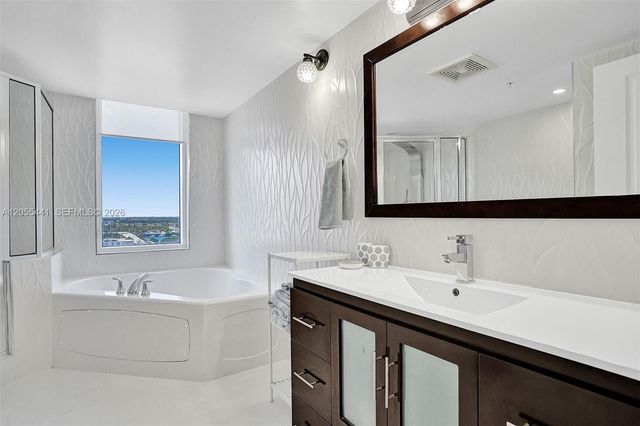 16699 Collins Ave 1908, Sunny Isles Beach, FL 33160