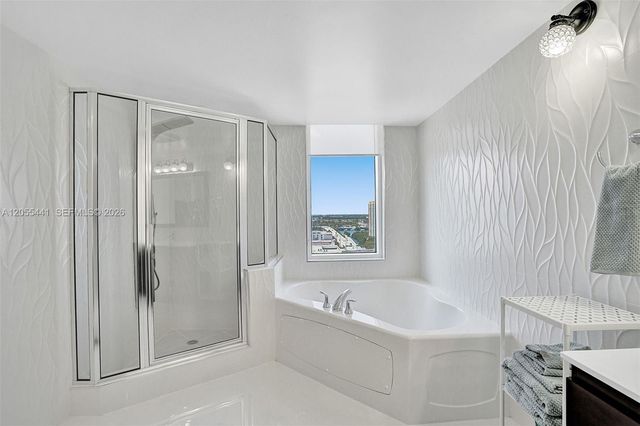 16699 Collins Ave 1908, Sunny Isles Beach, FL 33160