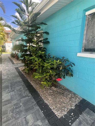 40 82ND AVENUE Unit 2, St Petersburg, FL 33706