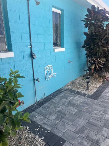 40 82ND AVENUE Unit 2, St Petersburg, FL 33706
