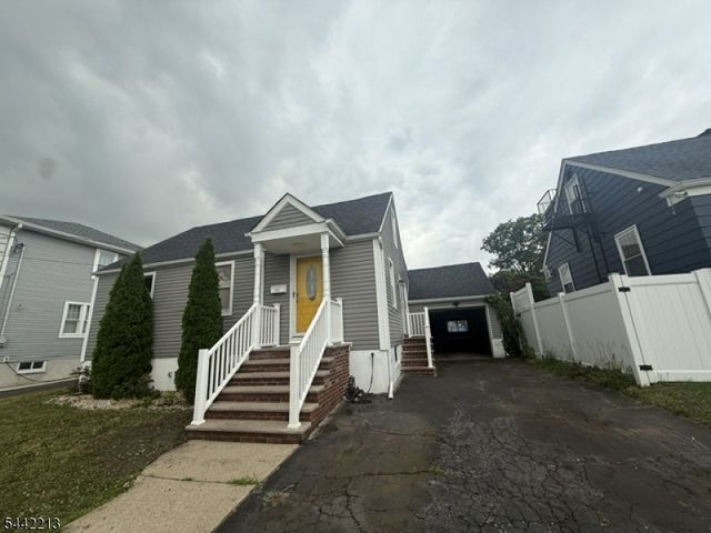 211 Bradford Ave, Linden City, NJ 07036