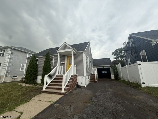 211 Bradford Ave, Linden City, NJ 07036