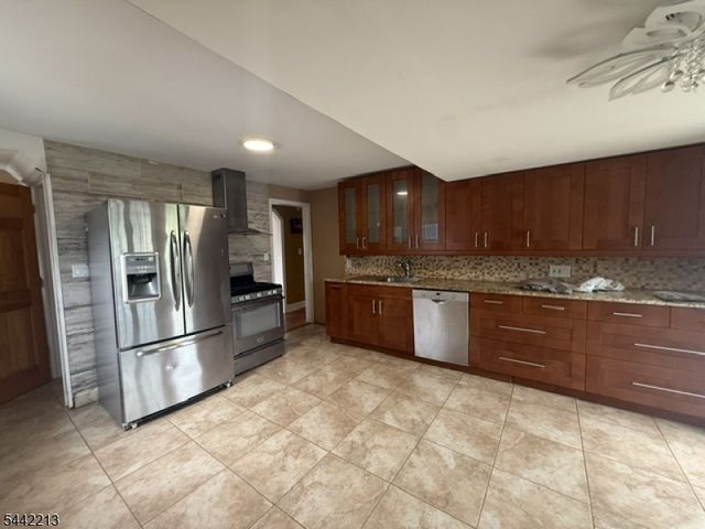 211 Bradford Ave, Linden City, NJ 07036