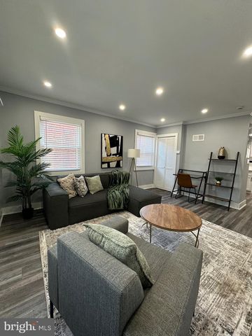 312 60TH ST NE, Washington, DC 20019