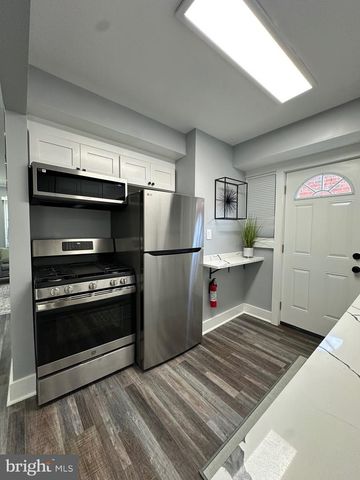 312 60TH ST NE, Washington, DC 20019