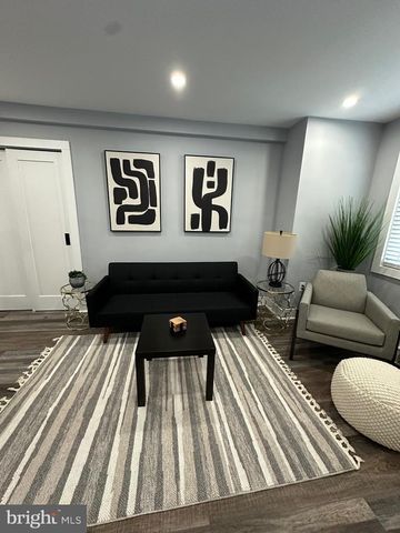 312 60TH ST NE, Washington, DC 20019