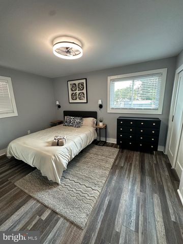 312 60TH ST NE, Washington, DC 20019