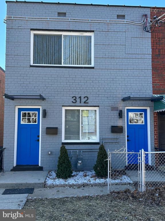 312 60TH ST NE, Washington, DC 20019