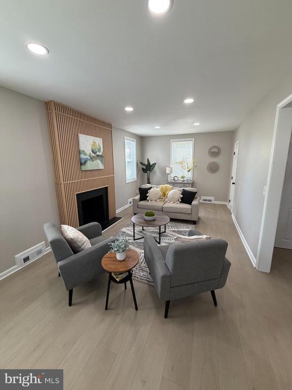 3903 OAKFORD AVE, Baltimore, MD 21215