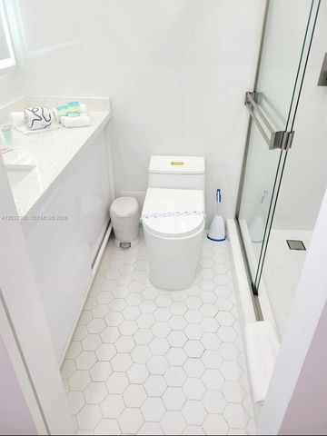 7904 West Dr 1011, North Bay Village, FL 33141